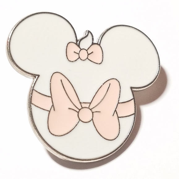 Minnie Mouse Disney pin - Picture 1 of 2